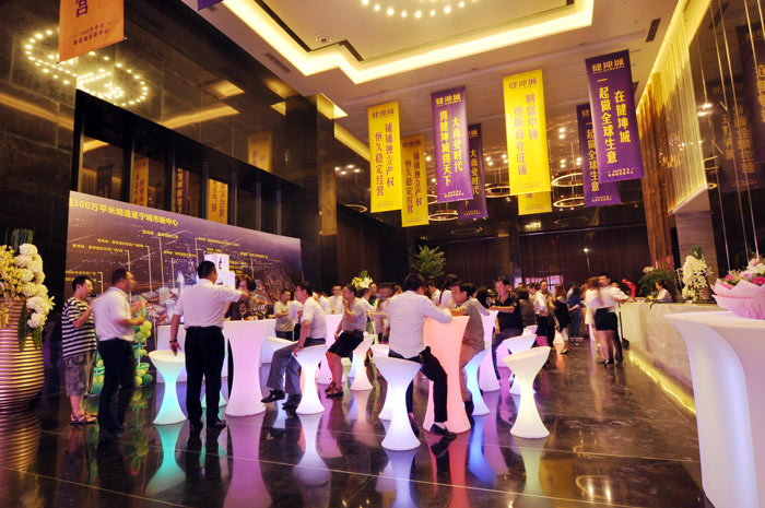 一場高端的酒會(huì)活動(dòng)策劃方案要怎么做？