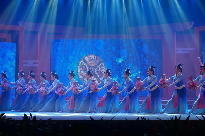 一場(chǎng)充滿嶺南韻味的非遺晚會(huì)在廣州正式